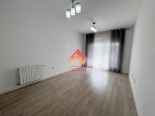 Alquiler Piso en Juzgados - La Feria. Piso con terraza en zona de la feria !!