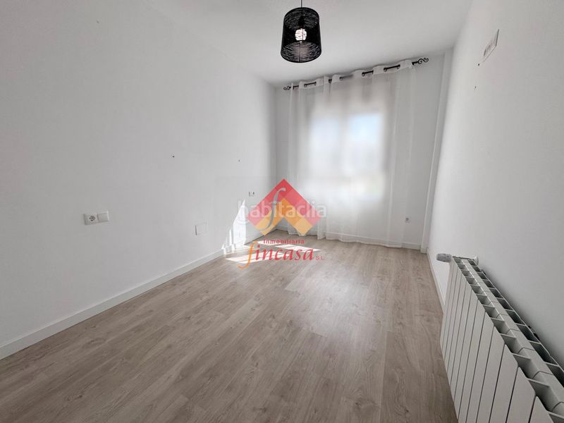 Foto a99e6da7-ab08-45e1-9100-75a4ae802d3d. Rent flat in Juzgados - La Feria Ronda