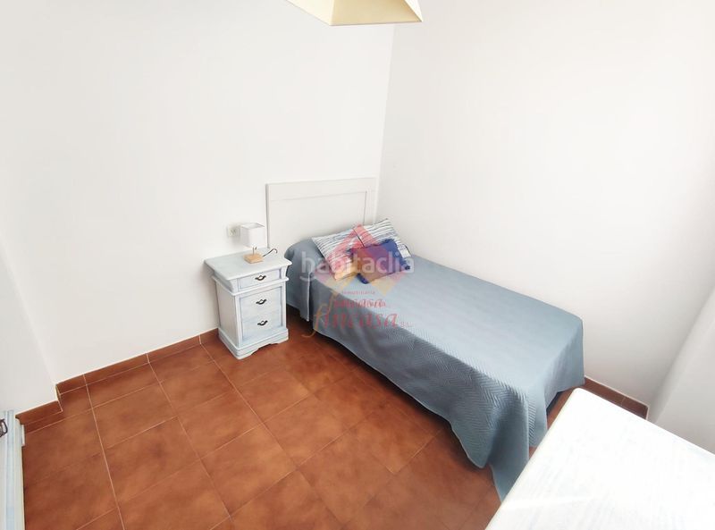 Foto 2f8a5a77-f6d9-4d7a-94c5-97149692babe. Rent house with heating in San Francisco Ronda