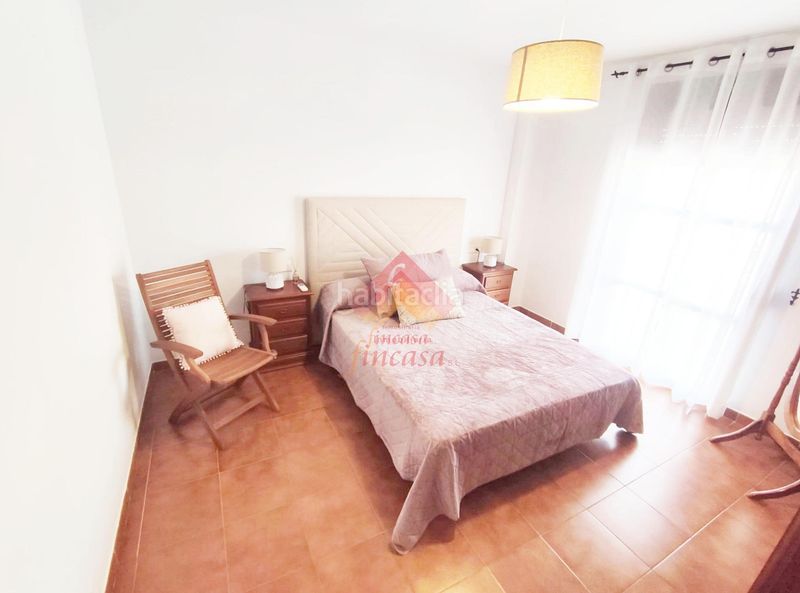 Foto e888db5d-70ea-41a1-b969-2cea183fc8d2. Rent house with heating in San Francisco Ronda