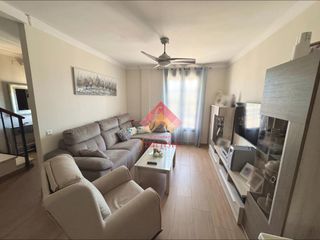 Casa en Casco Hist�rico. Venta de casa reformada con espectaculares vistas!!