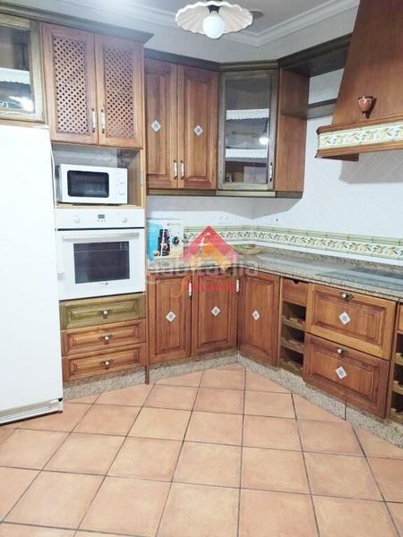 Foto 24a90f06-ffab-40aa-9277-1540b311229e. Edificio exclusivo edificio con licencia turística en Ronda