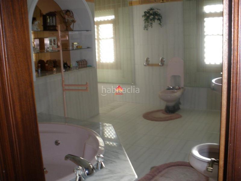 Foto e575de9c-fe5f-4471-b1c9-a419eec60325. Haus mit heizung in Centro Ronda