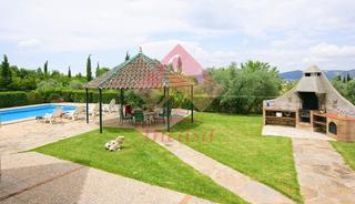 Chalet à Casco Histórico. Chalet en los picachos con 7.000 m2 de parcela