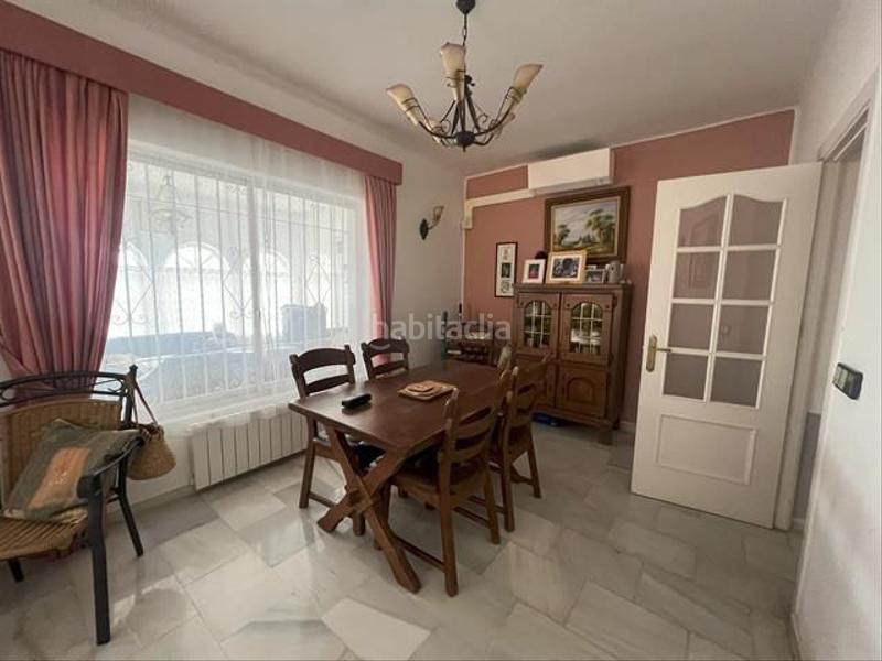 Foto bb0d635d-4c58-4929-b75a-ed6e6e7ec62a. Chalet villa en venta en el pinar palacio de congresos, 3 dormitorios. en Torremolinos