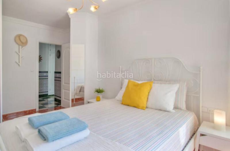 Foto 8ba87535-2f0f-4ab2-80f3-6ab948ff0fd1. Piccolo appartamento con parcheggio in La Carihuela - Los Nidos Torremolinos