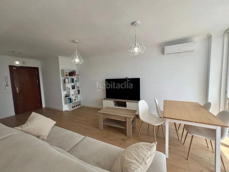Foto d54cba30-ce1a-477b-bae9-db5007b8e172. Apartamento  en venta en montemar, 2 dormitorios. en Torremolinos