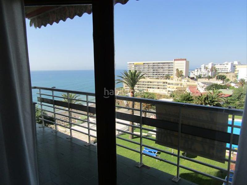 Foto d71b3c87-97fa-4477-9221-e0cbdb4499e9. Location appartement avec parking piscine dans El Bajondillo Torremolinos