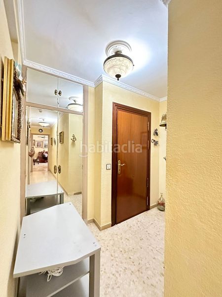 Foto 74beee4a-bbf9-401d-add8-9767c6105ee1. Pis amb aparcament a La Carihuela - Los Nidos Torremolinos