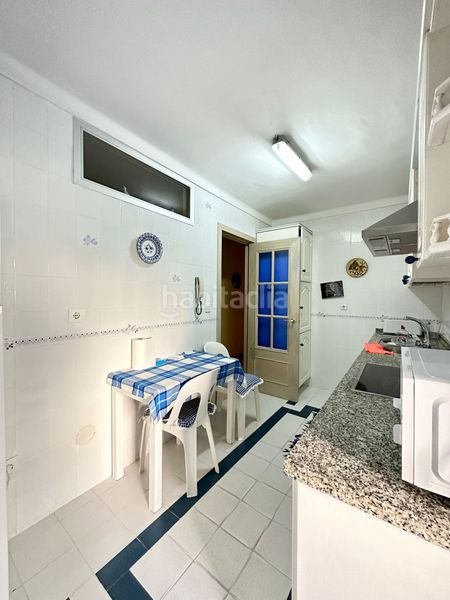 Foto 95f0eb6f-626e-4bb0-abf4-034e61e5089d. Pis amb aparcament a La Carihuela - Los Nidos Torremolinos