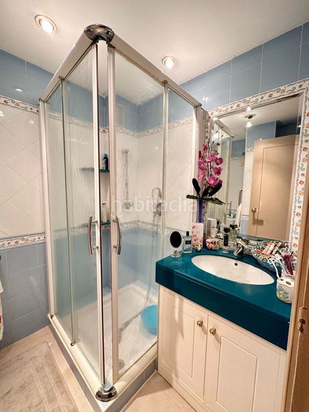 Foto a70be2f5-6094-4408-9dcc-7e775d70d083. Pis amb aparcament a La Carihuela - Los Nidos Torremolinos