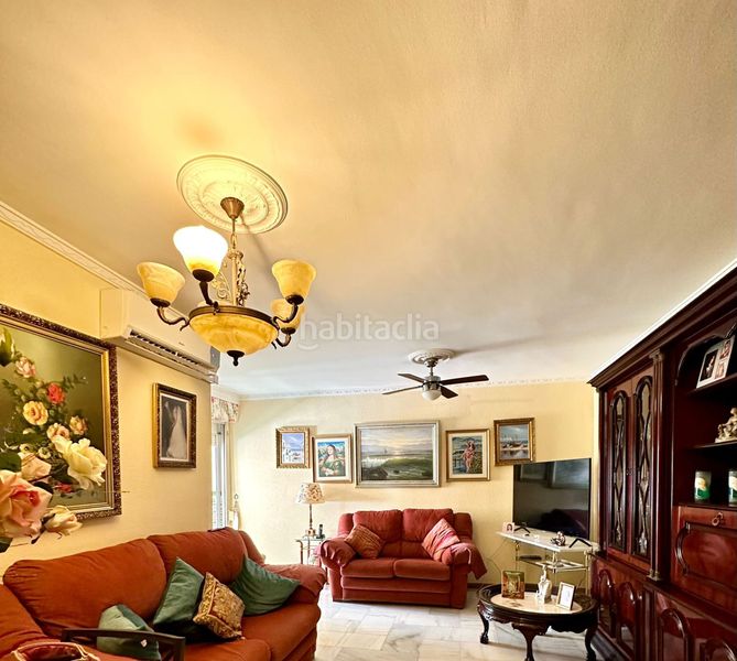 Foto dacac358-33f0-49ba-86e0-6ef03ee5155b. Pis amb aparcament a La Carihuela - Los Nidos Torremolinos