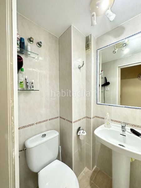 Foto fea4816b-855f-458a-9f99-9a22a477f61e. Pis amb aparcament a La Carihuela - Los Nidos Torremolinos