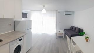 Apartamento  Del castillo. Moderno apartamento reformado en venta en el centro de fuengirol
