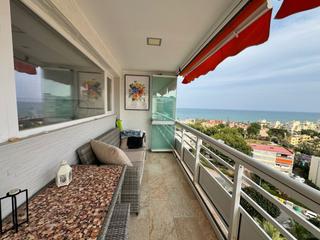 Àtic  Carlota alessandri. Ático reformado con vistas en la carihuela, torremolinos
