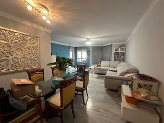 Apartament  Rio mesa. Amplio piso en el centro de torremolinos