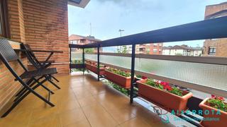 Alquiler Piso en Usategui. En arrigunagagetxo, alquiler larga estancia de vivienda de cinco