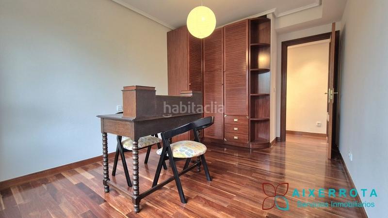 Foto c16f50a9-ac67-42ad-a521-d9bff35daf54. Affitto appartamento con riscaldamento parcheggio in Leioa