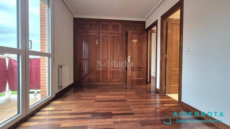 Foto 00d91a88-a7ab-4cb1-97b1-6f5cd6ebeb16. Rent flat with heating parking in Negurigane-Peruri Leioa