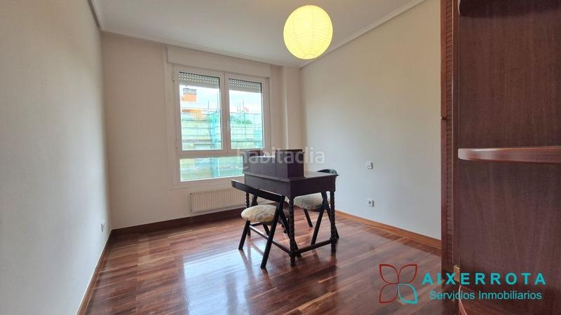 Foto 562feace-6c9c-4380-8985-237891d88b52. Rent flat with heating parking in Negurigane-Peruri Leioa