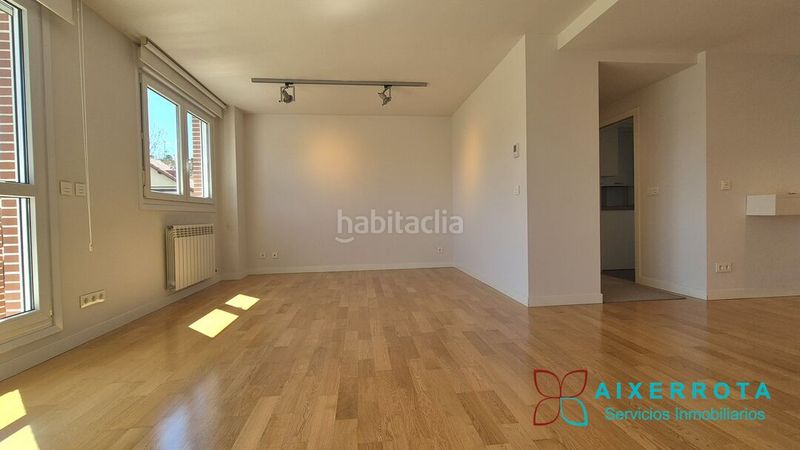 Foto a4fbf385-11d9-4746-9c77-c08bf43a4bd7. Pis amb calefacció aparcament a Negurigane-Peruri Leioa