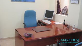Oficina en Los Chopos Etorbidea
