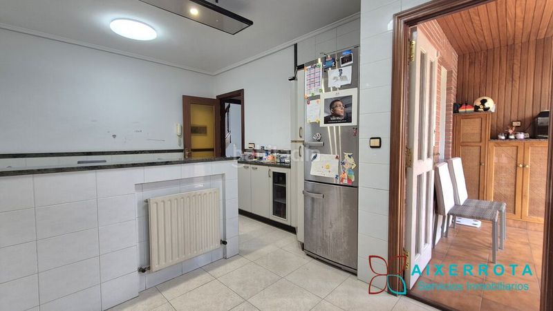 Foto ad8ddfd3-4eae-455f-9779-38c251b120e6. Casa adossada amb calefacció aparcament a Berango
