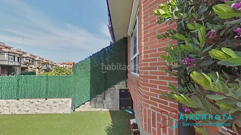 Foto f3528489-a4fd-40f4-a73f-8bc3d9110a48. Casa adossada amb calefacció aparcament a Berango
