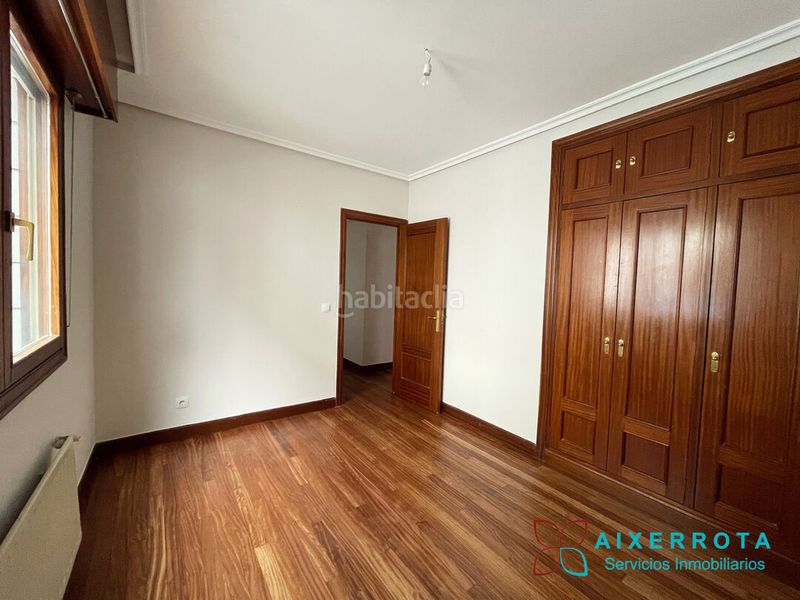 Foto 47757b9a-da78-403f-8a7d-79f91c6333e3. Flat with heating parking in Artatza-Pinueta-Pinosolo Leioa