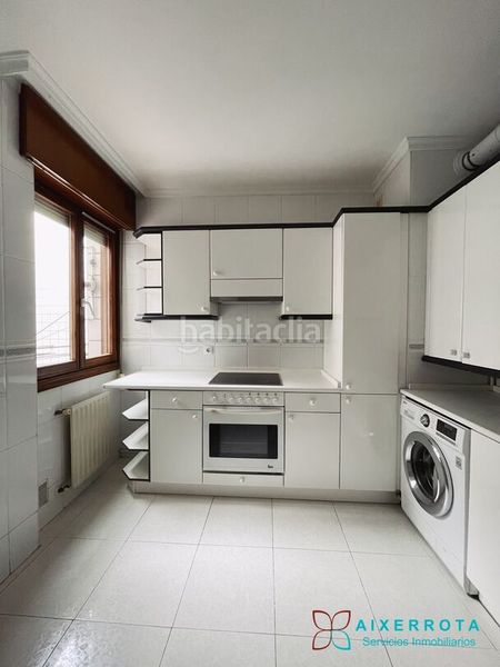 Foto 73fb12f6-0cd2-48a5-ac4f-dd88427cc6a8. Flat with heating parking in Artatza-Pinueta-Pinosolo Leioa