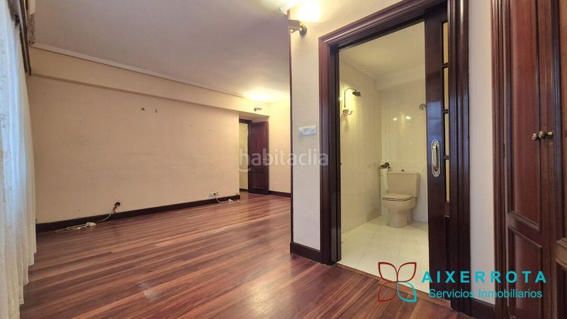 Foto 065fd64b-7790-47b1-bb7b-5e5fffe52691. Flat with heating parking in Villamonte Getxo