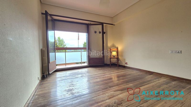 Foto 960ca7e5-4f03-42af-b942-f16046a42c7f. Flat with heating parking in Villamonte Getxo
