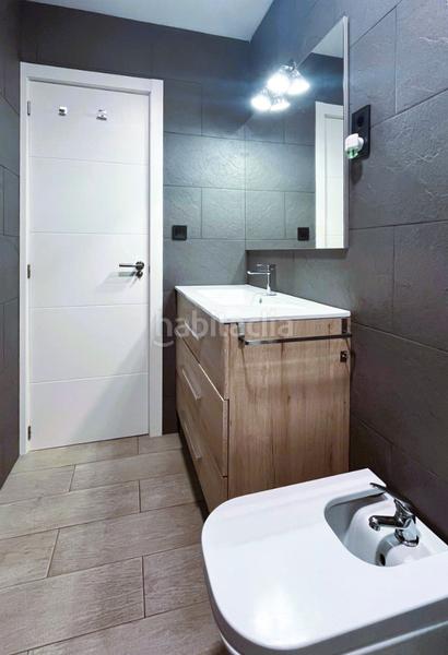 Foto b8b6b9d5-8377-43d7-94f3-6ec0d6220d28. Reihenhaus mit heizung parking in Poble - Casc Antic Castellar del Vallès