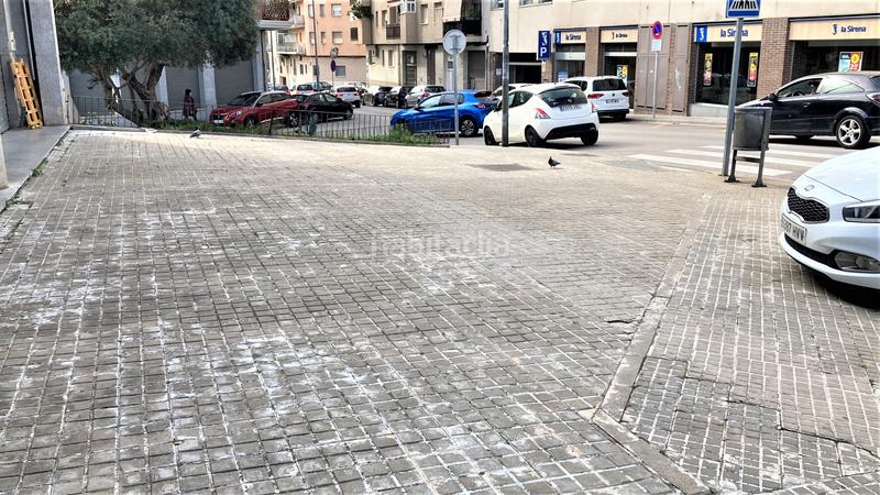 Foto e6ec0de3-2e4c-4f1a-b202-9606761200dd. Alquiler local comercial local con acceso des de 2 calles!! en Terrassa