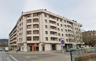 Aparcament cotxe a Durango. Parcela de garaje, en venta, en untzillatx, durango