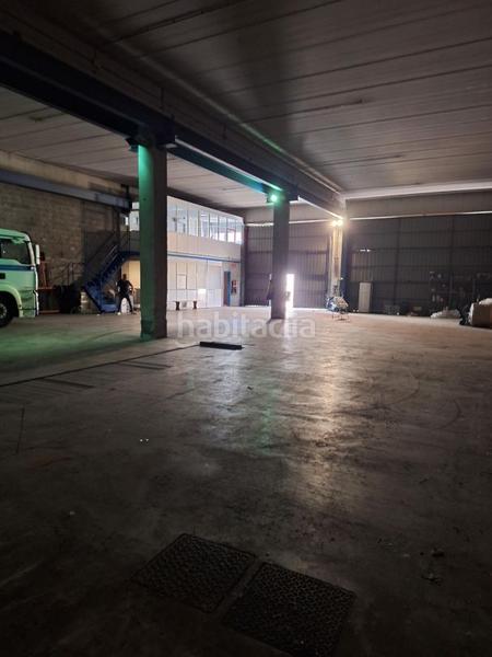 Foto cbeb6c66-1a80-4571-a574-7b98a9f21d9c. Fabrikhalle in Berriz