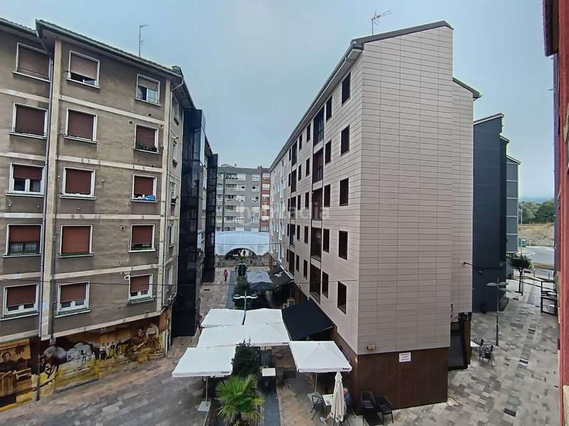 Foto 7dd14575-a6eb-4961-848b-65ff706bad0b. Pis a Iurreta