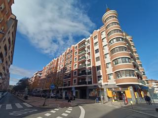 Affitto Appartamento in Durango. Piso de tres habitaciones y dos cuartos de baño, en alquiler, en