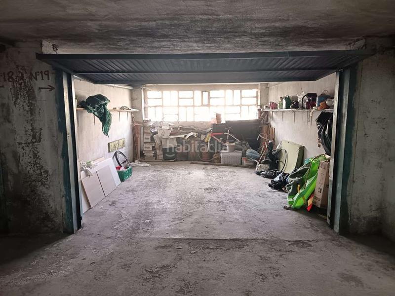 Foto f264ebb0-26a3-482b-81ce-e5eb87b9621c. Aparcament cotxe a Otxandio