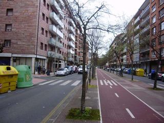 Miete Geschäftsraum in Durango. Alquiler de bonito local comercial haciendo esquina