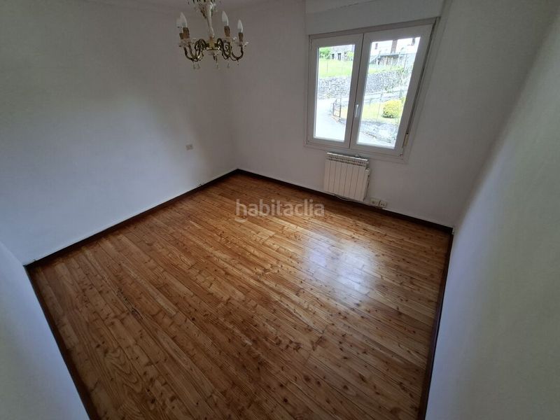 Foto f6ba3082-a395-4e8b-9b21-831fcce342d5. Pis amb calefacció a Mañaria
