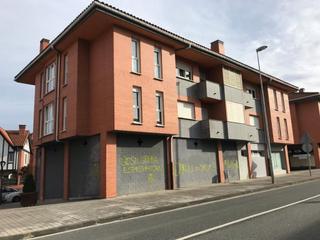 Local Comercial a Abadiño. Local de 131,15 m2, en venta, en abadiño (año 2.005)