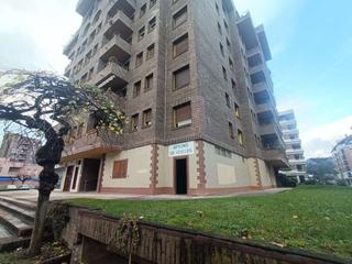 Business premise in Durango. Locales, en venta en murueta torre 1a