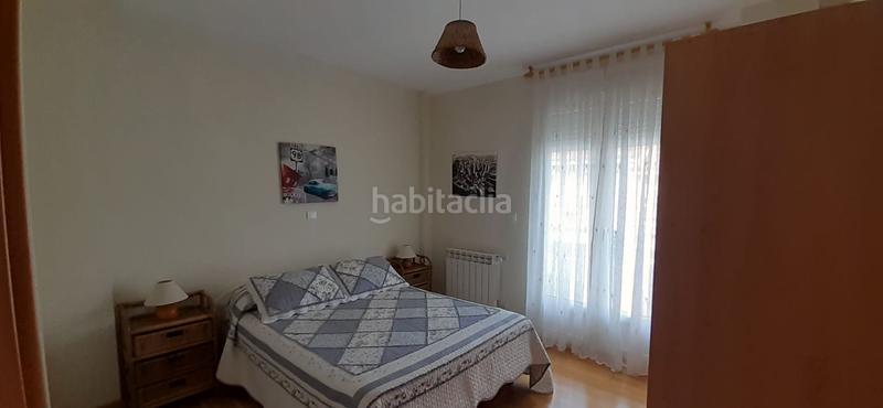 Foto a42b618b-11e1-440e-ab2b-f451b49f2fe2. Casa adossada amb aparcament a Bárcena de Cicero