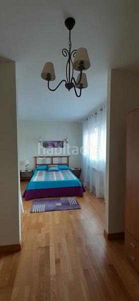 Foto d45de300-883a-47b9-bc77-363b22ac2704. Casa adossada amb aparcament a Bárcena de Cicero