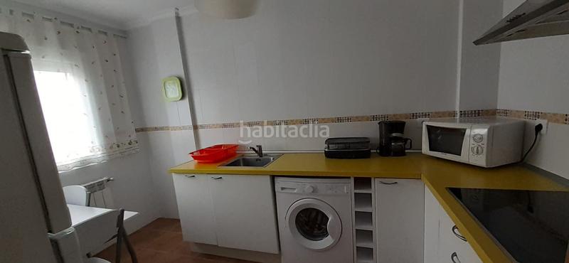 Foto ee00352e-f67c-4f26-bc74-93ba4e8a2ec2. Casa adossada amb aparcament a Bárcena de Cicero