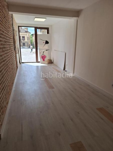 Foto 42bb56fc-9de0-411d-a186-aaa2dd9e4f26. Lloguer local comercial a Durango