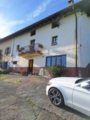 Maison jumelée à Markina - Xemein. Bifamiliar mitad, en venta, en barrio iturreta, markina