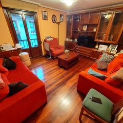 Pis a Durango. Piso de cinco habitaciones, en venta, en artekale, durango