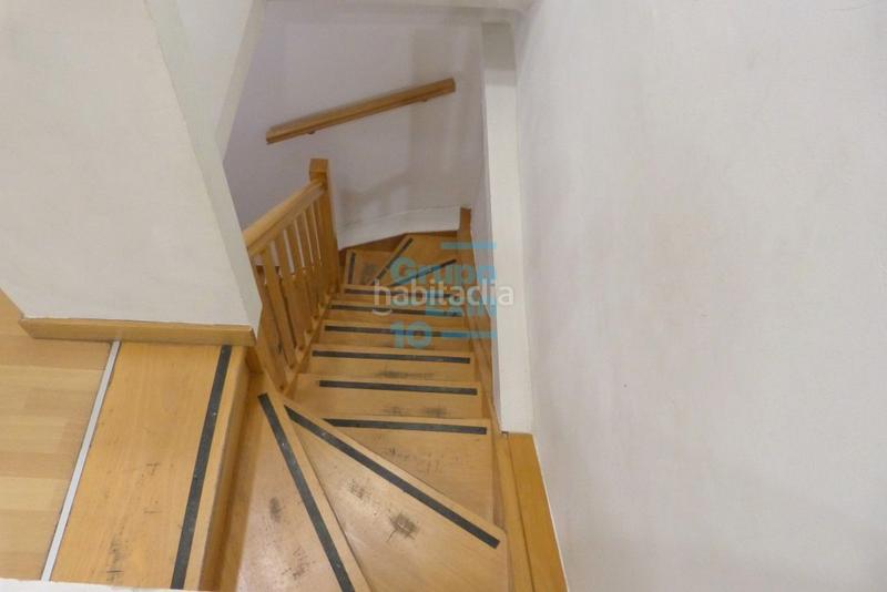 Foto 6054ee81-d9fb-437d-8f6d-7bd27e9963bb. Location local commercial dans Centro - Mendibil - Santiago Irun